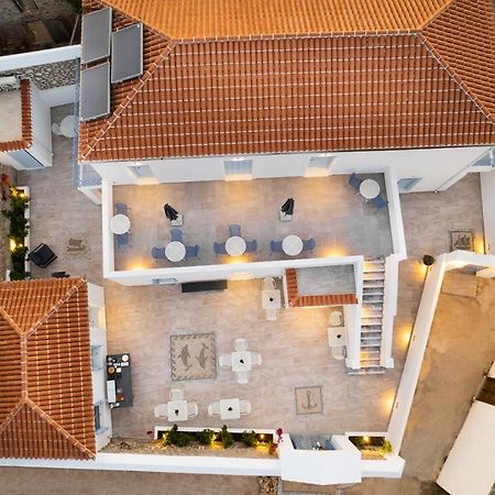 Lumiere Spetses Hotel Exterior foto