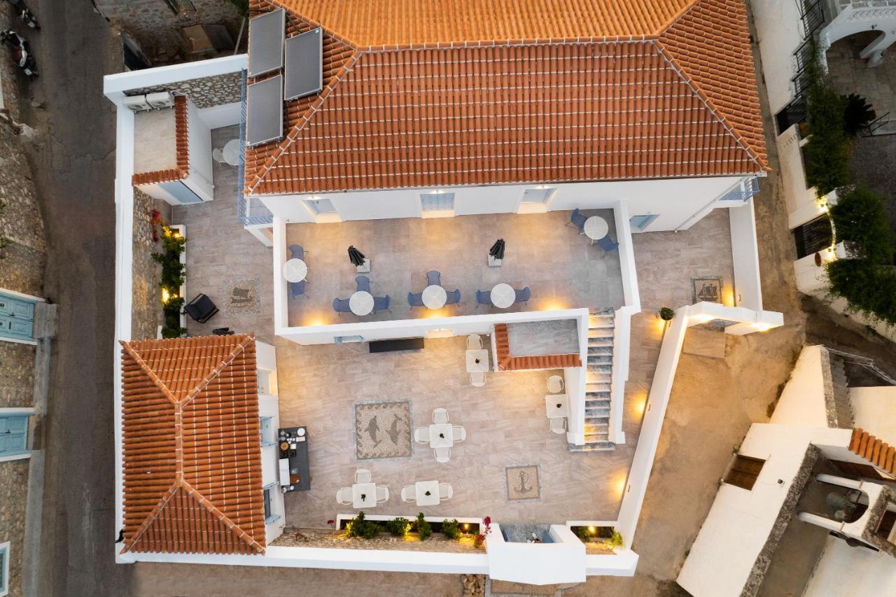 Lumiere Spetses Hotel Exterior foto