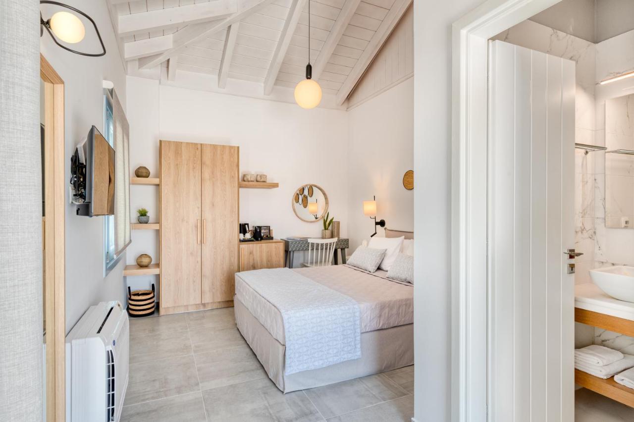 Lumiere Spetses Hotel Exterior foto
