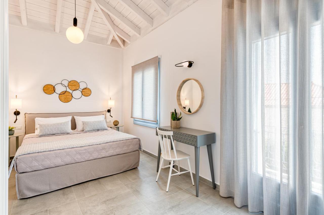 Lumiere Spetses Hotel Exterior foto