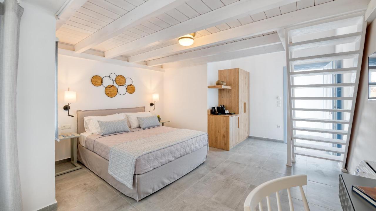 Lumiere Spetses Hotel Exterior foto